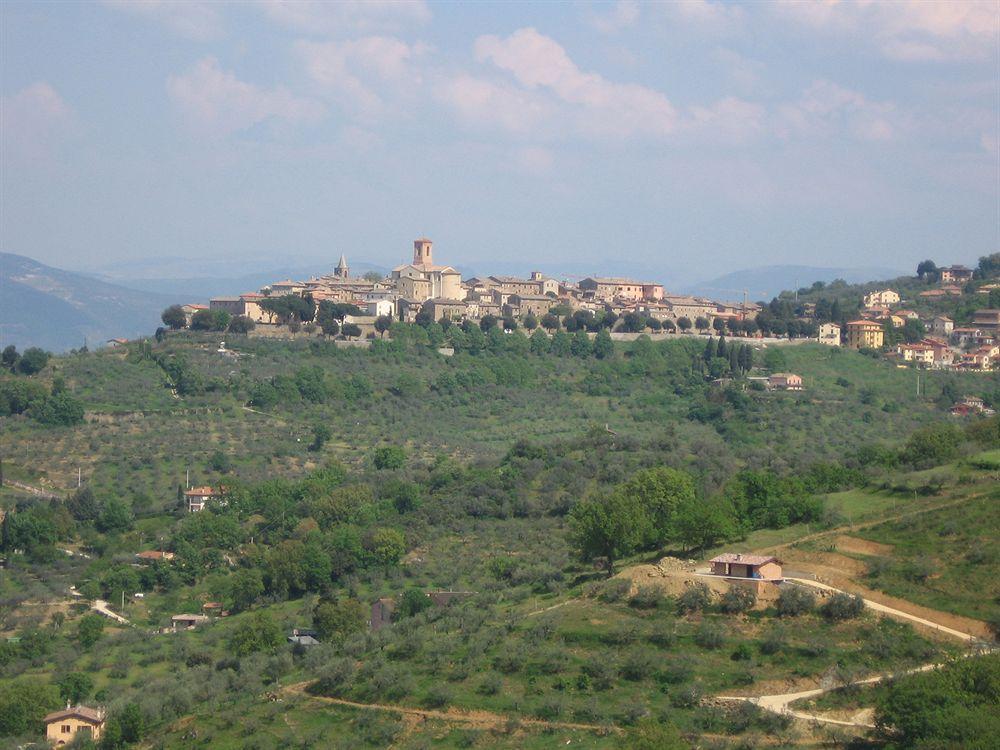 Relais La Corte Di Bettona Exterior photo