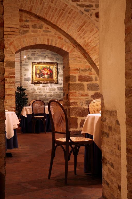 Relais La Corte Di Bettona Exterior photo
