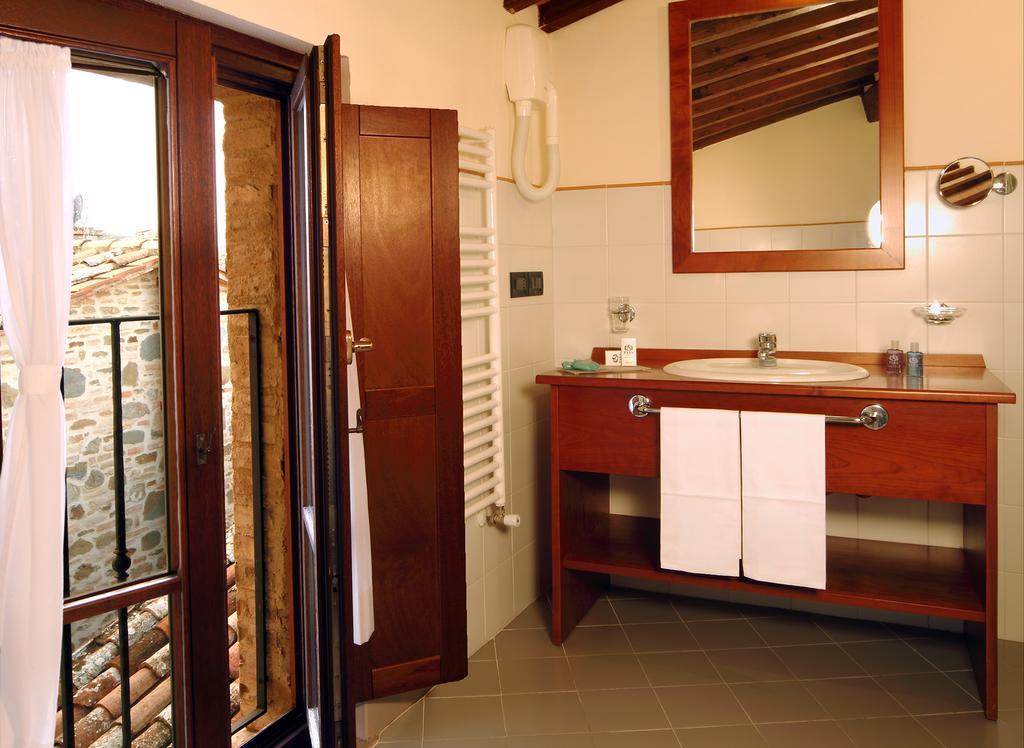 Relais La Corte Di Bettona Room photo