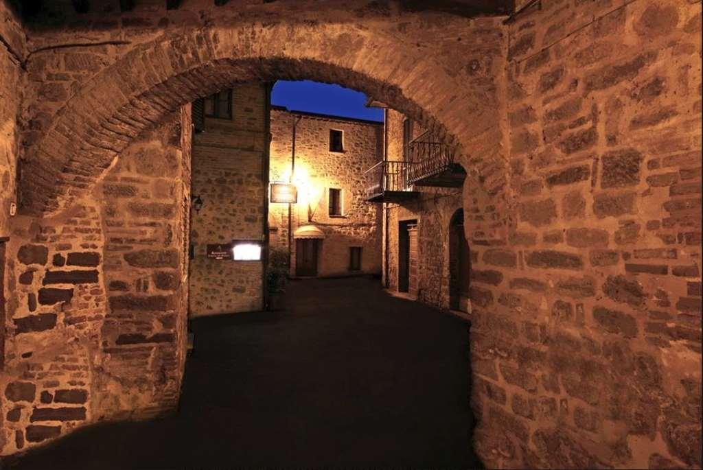 Relais La Corte Di Bettona Exterior photo